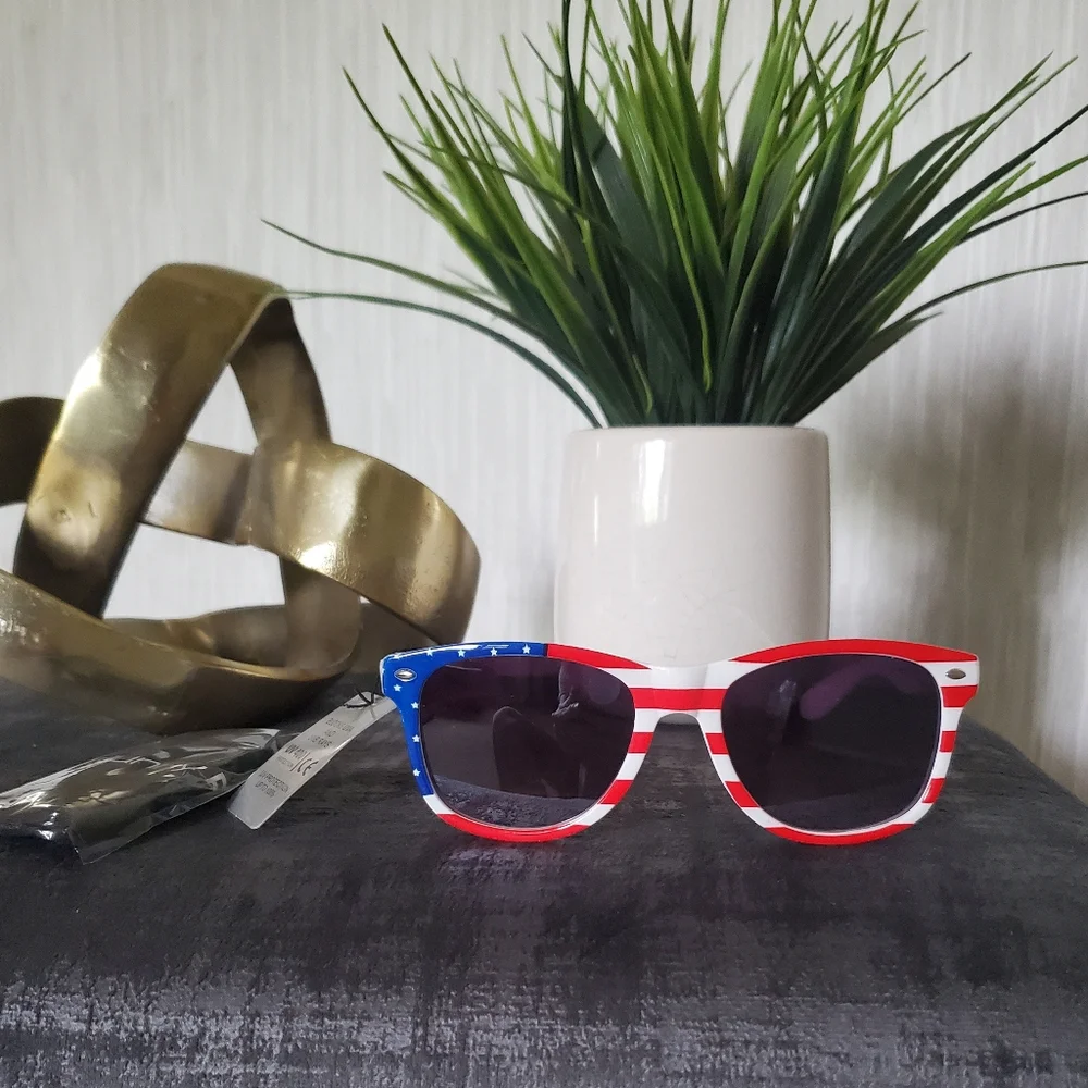 Patriotic American Flag Sunglasses USA Red White Blue Unisex NEW America 250